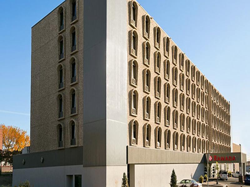 Hotel Ramada By Wyndham Saskatoon Exterior foto